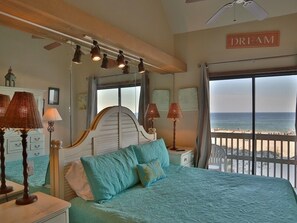 Casa geminada, 3 quartos | 3 quartos, ferros/tábuas de passar roupa, Wi-Fi de cortesia