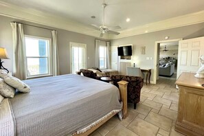 House, 6 Bedrooms