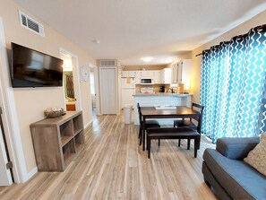 Condo, 2 Bedrooms | Living area