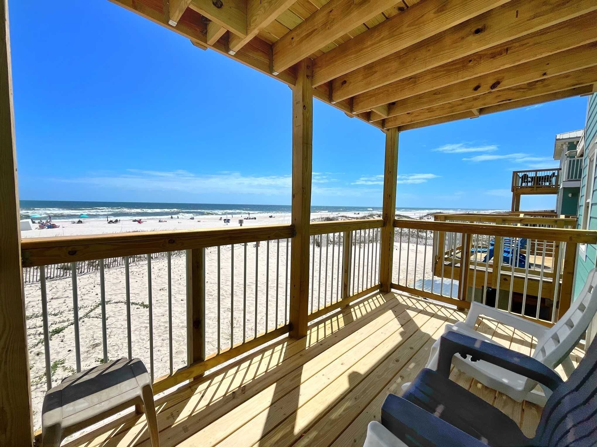 Condo, 2 Bedrooms | Property grounds