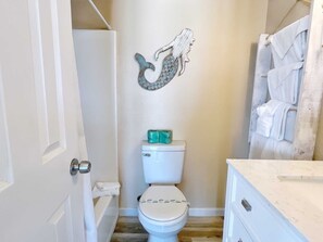 Appart'hôtel, 2 chambres | Salle de bain