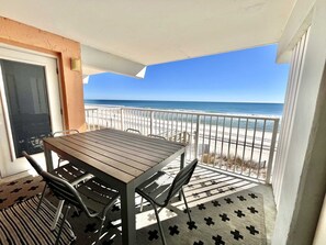 Condo, 2 Bedrooms | Outdoor dining