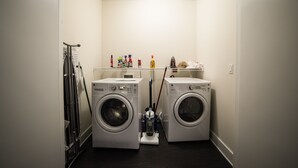 Deluxe-Apartment, 1 Queen-Bett, barrierefrei | Zimmerausstattung