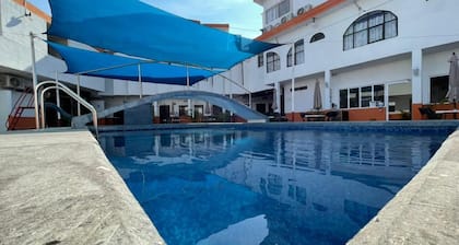 Hotel Moreno