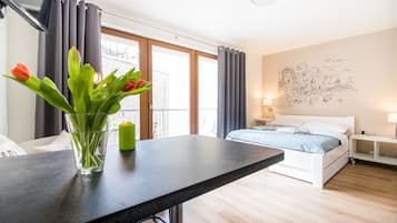 1 bedroom, desk, iron/ironing board, free WiFi