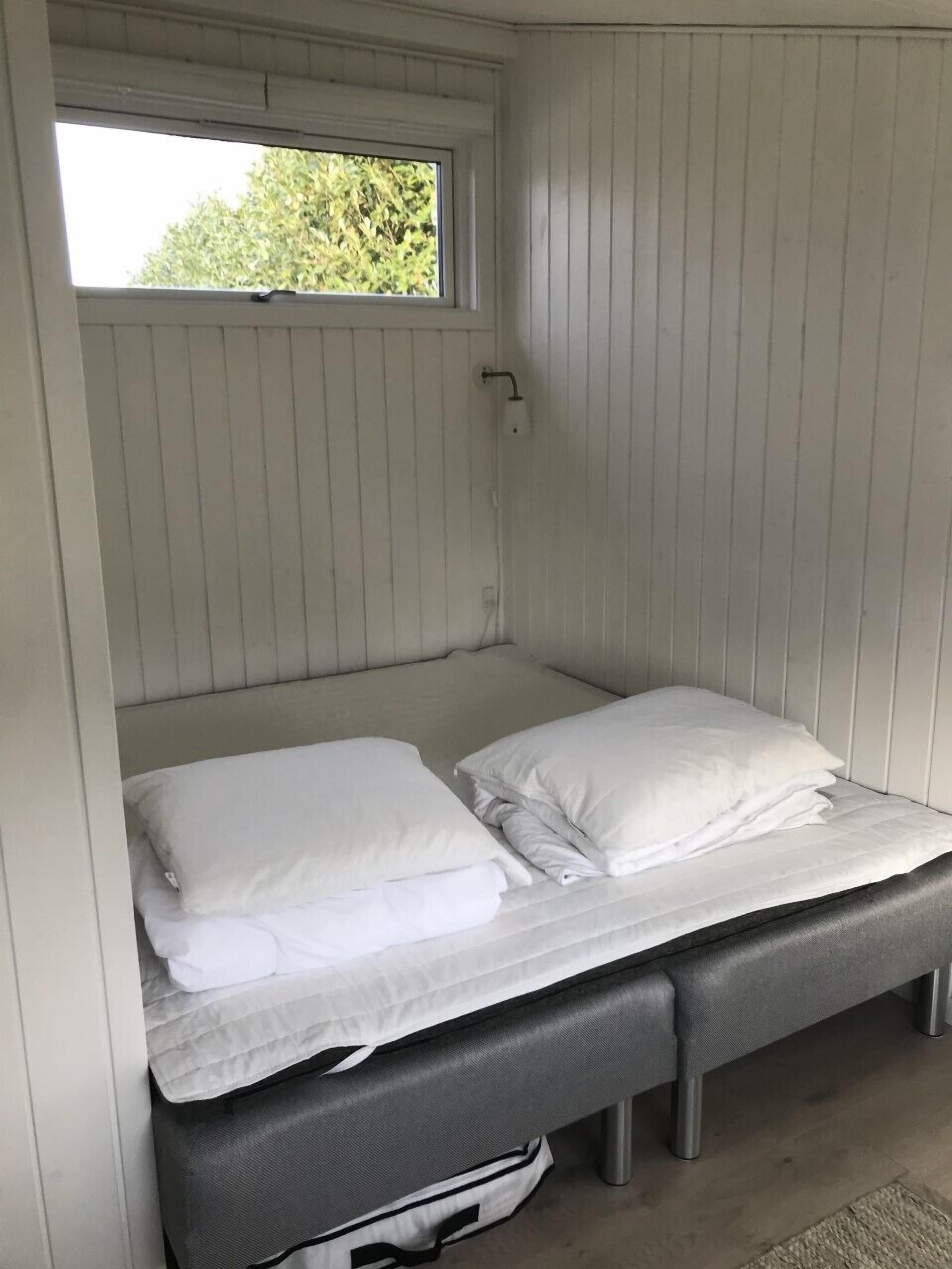 2 bedrooms, free WiFi