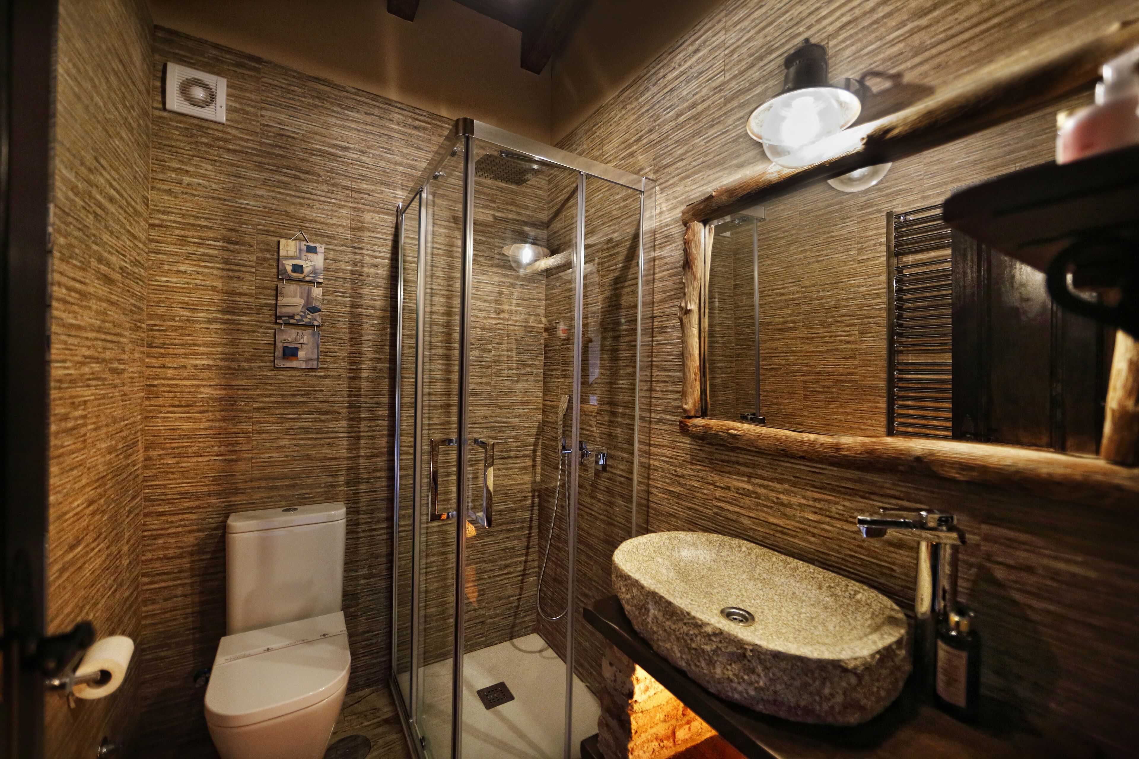 double room, mountain view | bathroom | shower, rainfall showerhead, free toiletries, hair dryer