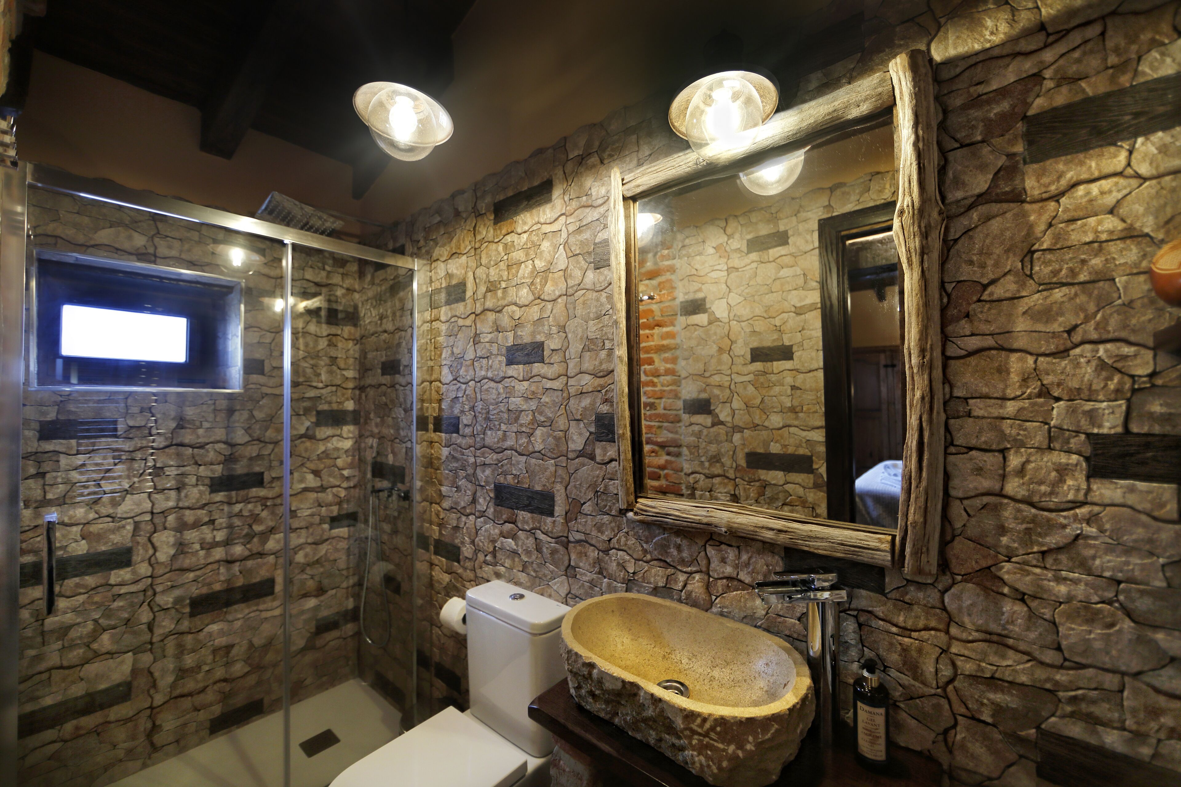 double room, mountain view | bathroom | shower, rainfall showerhead, free toiletries, hair dryer