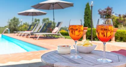 1600s Rural Villa in Chianti with Pool and AC just a few steps from Florence