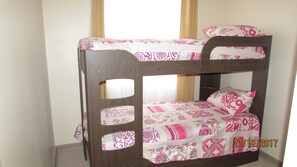 2 habitaciones, wifi gratis y ropa de cama 