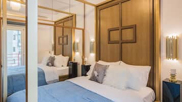 Luxury Penthouse | 1 bedroom, premium bedding, pillowtop beds, in-room safe