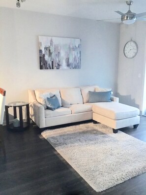 Living room - Buckhead with views of Midtown Downtown (Atlanta)