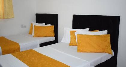 Hotel Avenida 3 Real