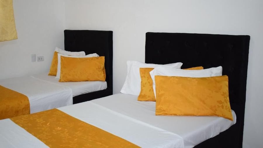 Hotel Avenida 3 Real