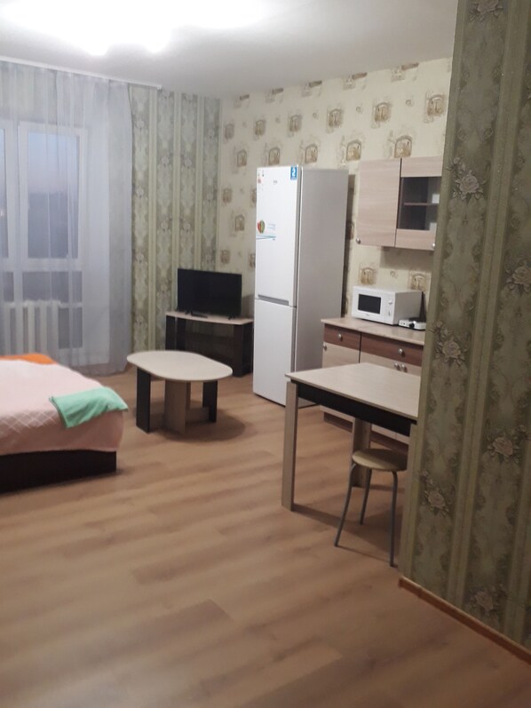 Strykejern/-brett og wi-fi (inkludert)