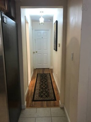 Room, 1 Queen Bed, Non Smoking | 1 bedroom, desk - Private Room 2 - Near NYC, EWR & Outlet Mall (Hillside)