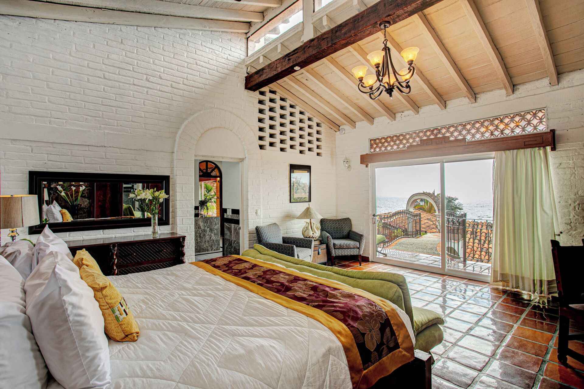 浪漫别墅, 5 间卧室, 私人游泳池 | 1 多间卧室、高档床上用品、客房内保险箱、办公桌