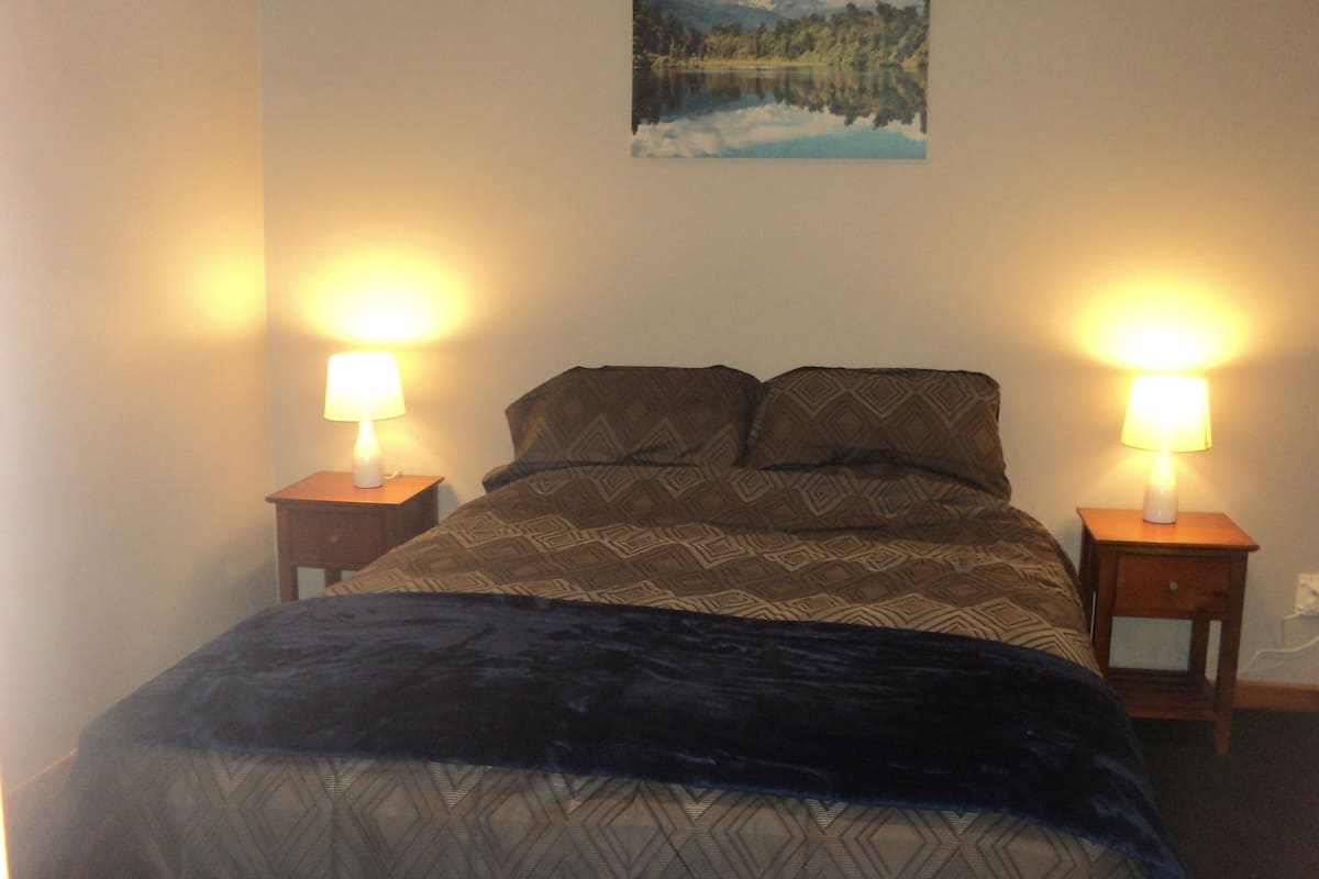 Suite, (Tui Suite) | 1 bedroom, premium bedding, in-room safe, soundproofing