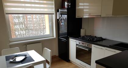 50 m2 zwei Zimmer schöne und komfortable Apartments mit großem Balkon!