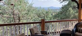 Spa style log cabin retreat on Sandia Mountain