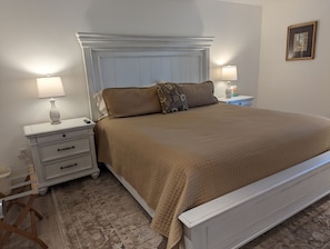 1 bedroom, iron/ironing board, Internet, bed sheets