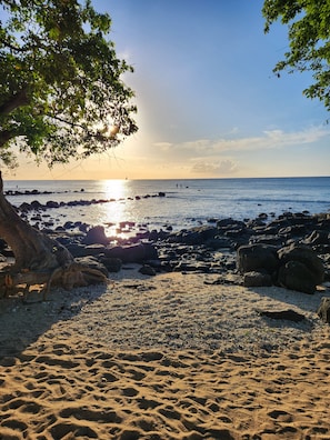 Beach nearby, beach towels - Freshly renovated Bungalow Forgetti with private swimming pool - Trou aux Biches (Trou aux Biches)