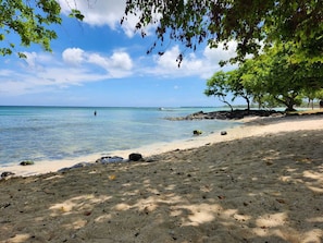 Beach nearby, beach towels - Freshly renovated Bungalow Forgetti with private swimming pool - Trou aux Biches (Trou aux Biches)