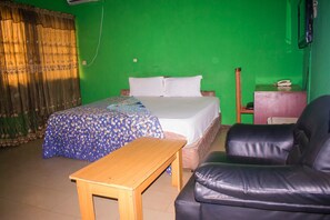 Schreibtisch, Bettwäsche