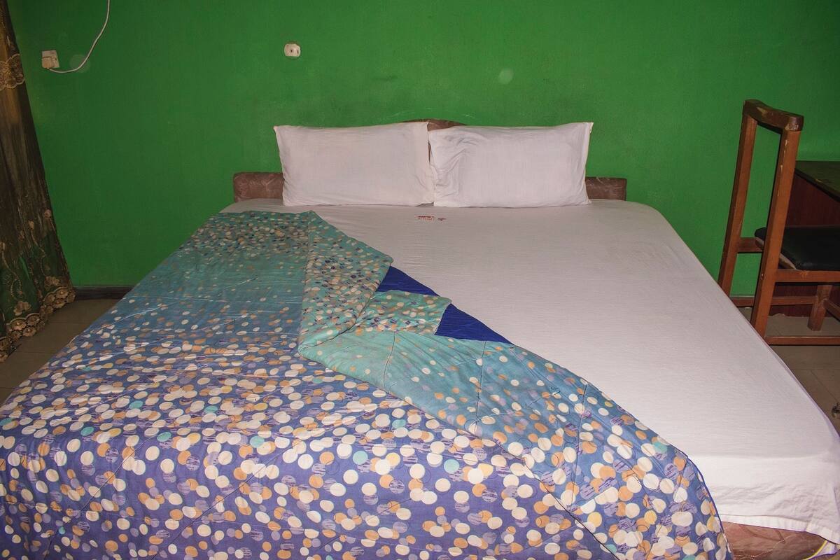 Luxury Room, 1 Double Bed | Desk, bed sheets