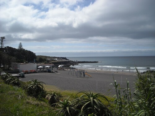 Cozy newly built house close to the beaches