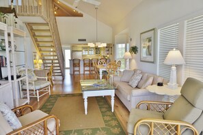 TV, DVD player - Just steps to 2 miles of private beach! Relaxing family villa. C2624C (Englewood)