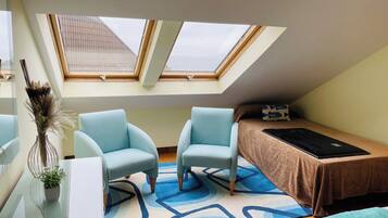 4 slaapkamers, een strijkplank/strijkijzer, reisbedje, gratis wifi