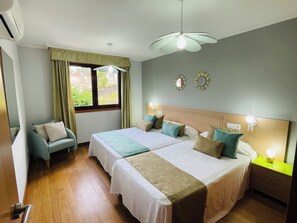 4 Schlafzimmer, Bügeleisen/Bügelbrett, Reisekinderbett, kostenloses WLAN