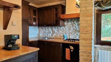 Kühlschrank, Ofen, Herdplatte, Geschirrspüler