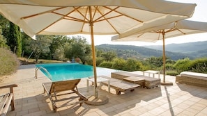 Outdoor pool - Luxury vacation home with fantastic views, pool, 4 bedrooms, 2 bathrooms  (Panzano in Chianti)