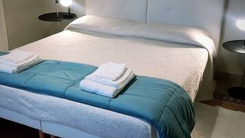 2 camere, ferro/asse da stiro, culla da viaggio, Wi-Fi gratuito