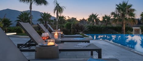 Außenpool, Infinity-Pool