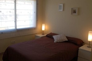 3 bedrooms, iron/ironing board, WiFi, bed sheets - Spectacular apartment in Alcaidesa: GOLF AND BEACH (San Roque)