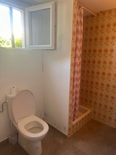 Sainte Maxime: House with garden on french riviera. Terrace with solarium