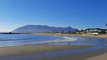 Playa en los alrededores