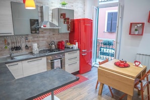 Fridge, oven, dishwasher, espresso maker