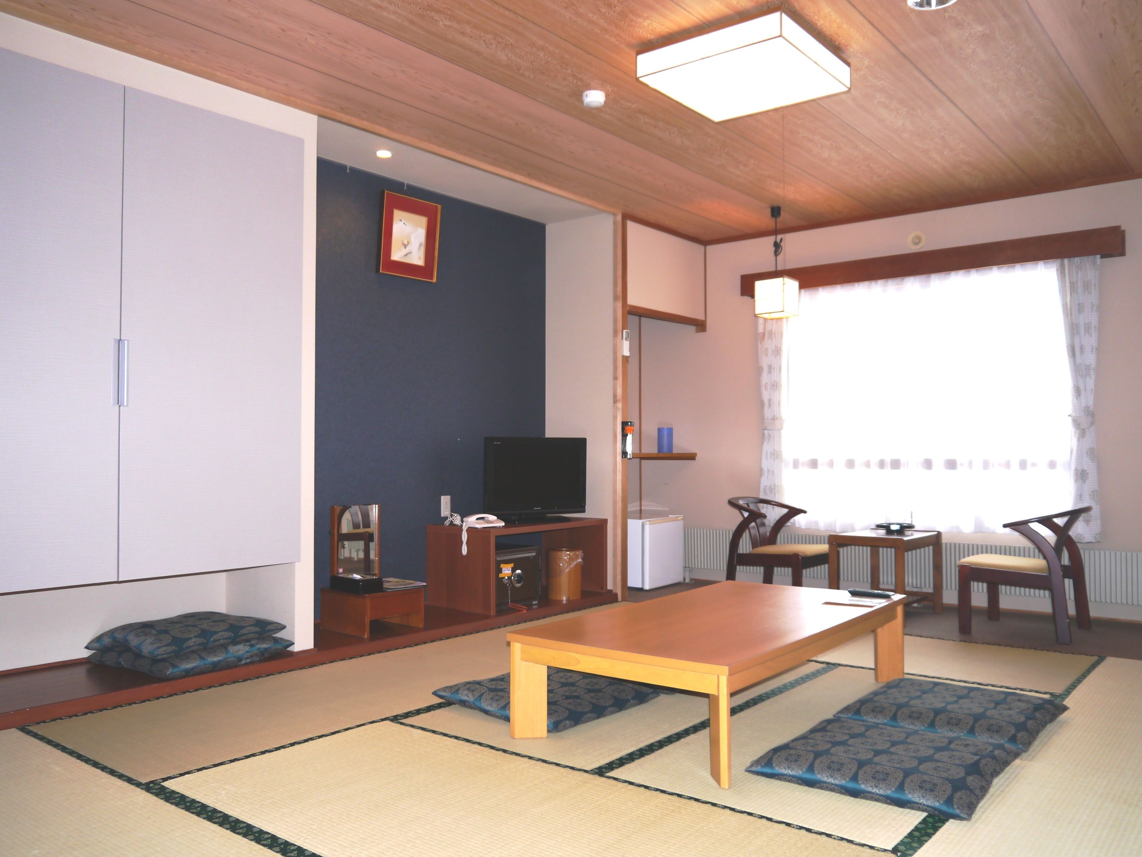 Japanese Style Room with Balcony, For 4 People, Toilet with electronic bidet | In-room safe, free rollaway beds, free WiFi