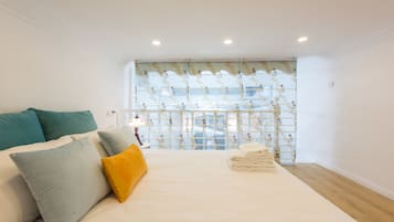 1 camera, copriletto in piuma, minibar con snack e bevande gratuite