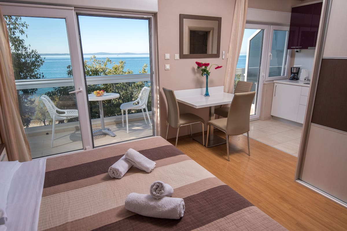 Studio, vue mer (4) | Coffres-forts dans les chambres, bureau, chambres insonorisées