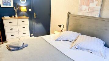 2 chambres, fer et planche Ă repasser, lit parapluie, Wi-Fi