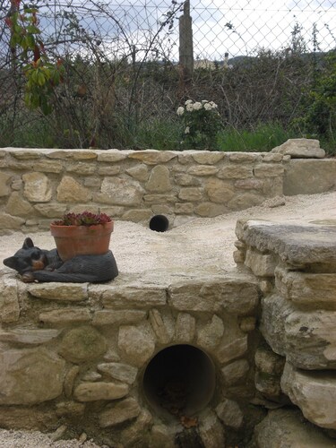      GITE CHINAILLON   SAUMANE DE VAUCLUSE     PROVENCE