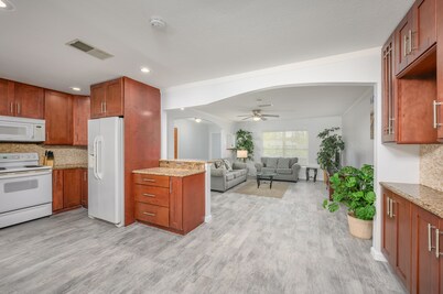 Stunning Fully Remodeled House with Heated Pool! 30%OFF