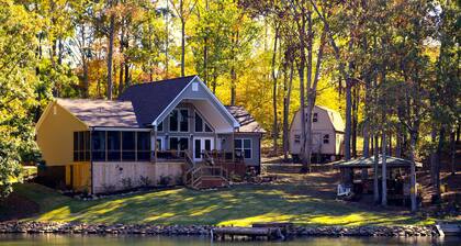 Private Lakefront Getaway Outddor KĂŒche Fire Pit & More