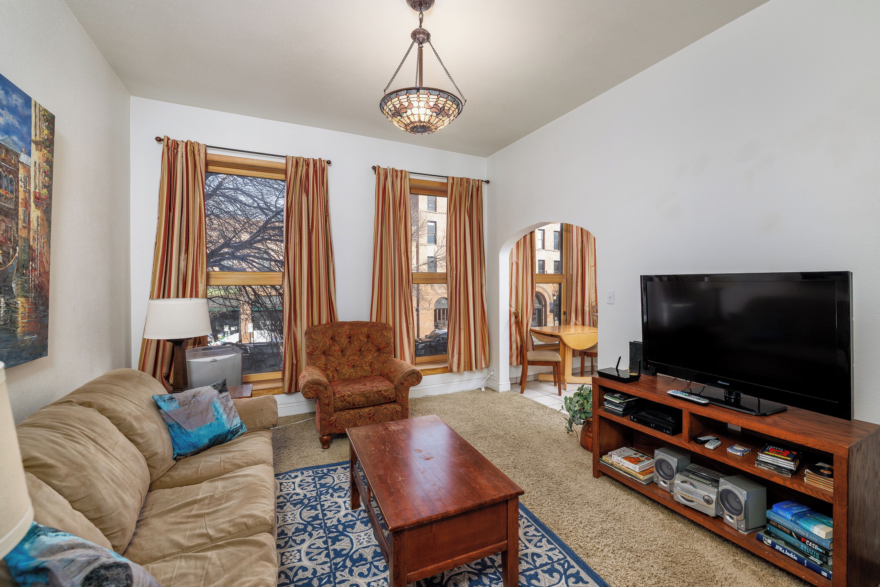 テレビ、ステレオ