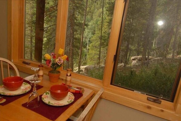 Dining - The Writers Nest - Perfect Summer Location BEAT THE HEAT at 9000 Feet (Evergreen)
